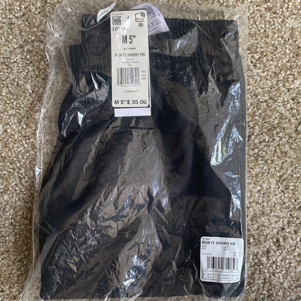 Adidas run it short PB